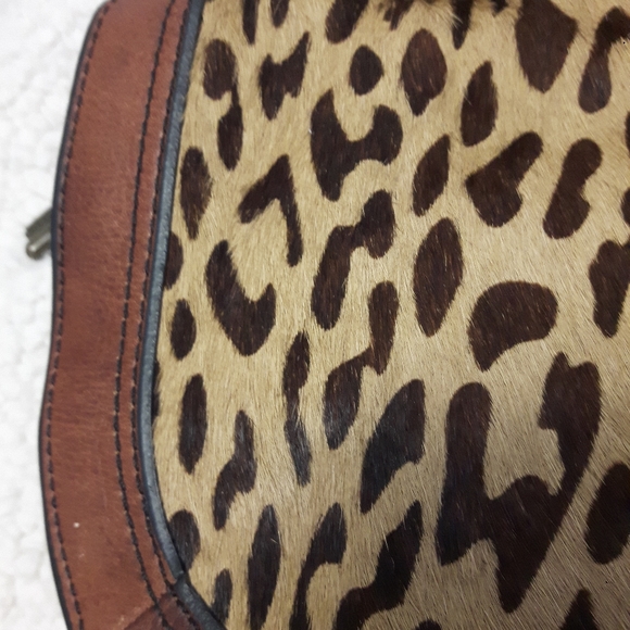 Vintage Fossil crossbody/ shoulder purse - Picture 4 of 7